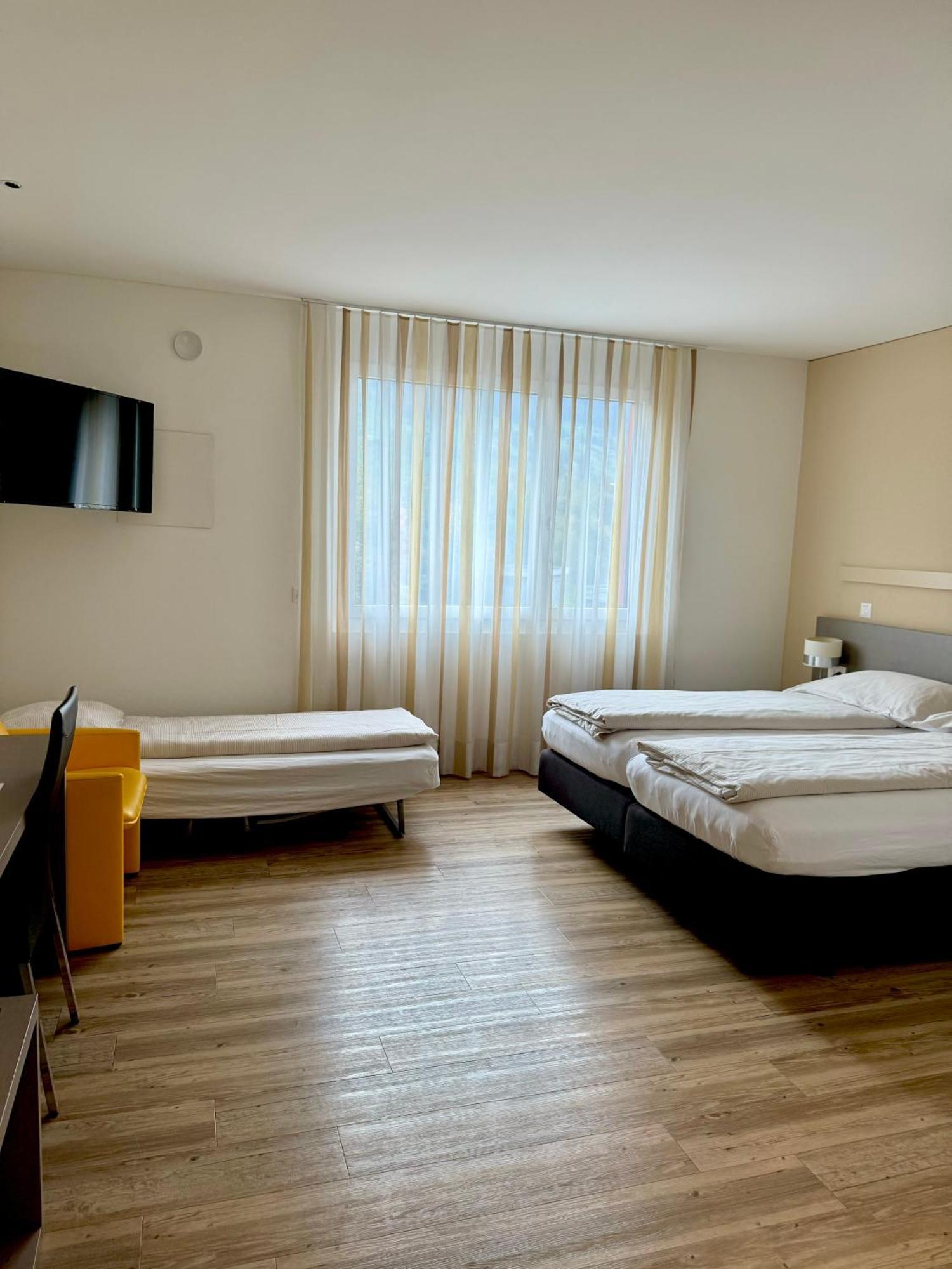 Hotel Am Kreisel Self-Check-In By Smart Hotels Lachen Dış mekan fotoğraf